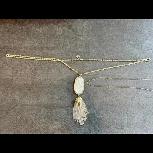 Kendra Scott necklace - Picture 4 of 5